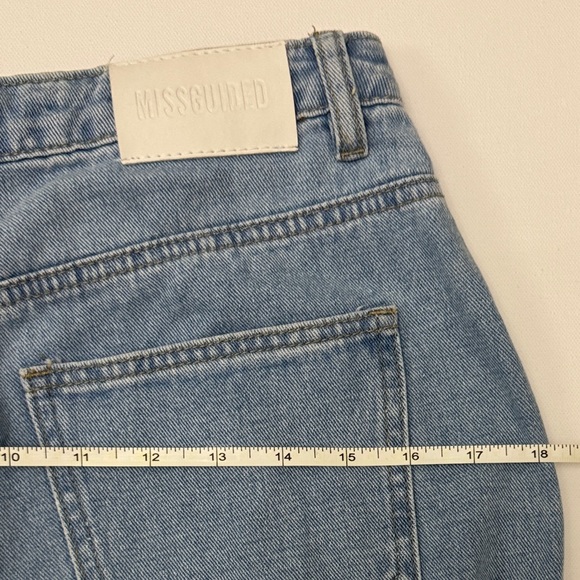 Missguided Light Blue High Rise Mom Lace-Up Jeans - Picture 5 of 8